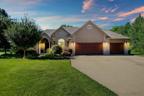 1704 N Applewood Ln, Spring Grove, IL - 46